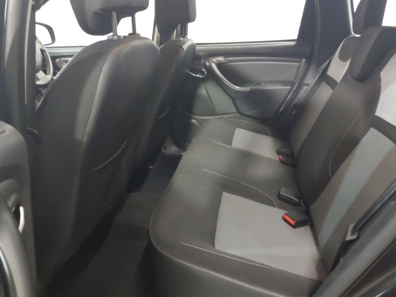Dacia Duster 1.5 Dci 110 Laureate SA66OZU Black #6
