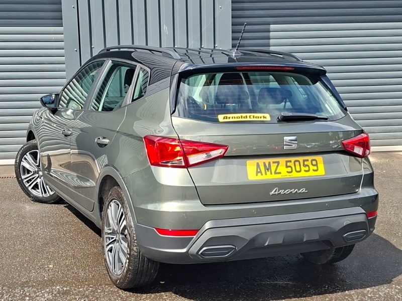 Seat Arona 1.0 Tsi 110 Se Technology Dsg AMZ5059 Green #2