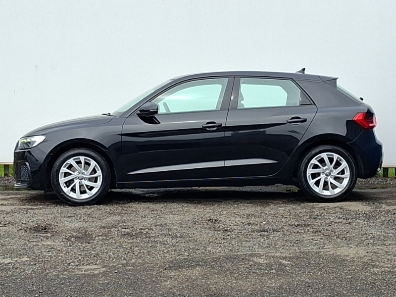 Audi A1 30 Tfsi Sport SC68VNS Black #4