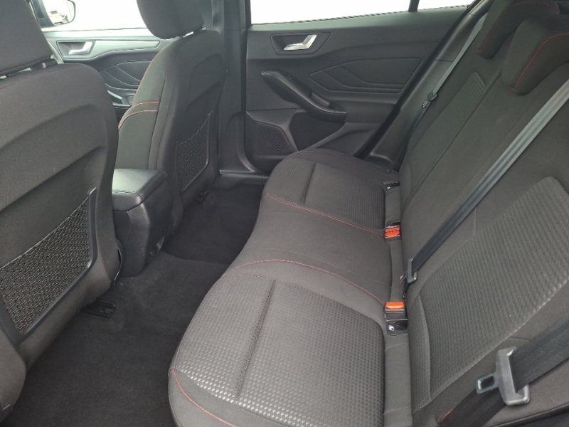 Ford Focus 1.5 Ecoblue St-line CF22NGG Black #6