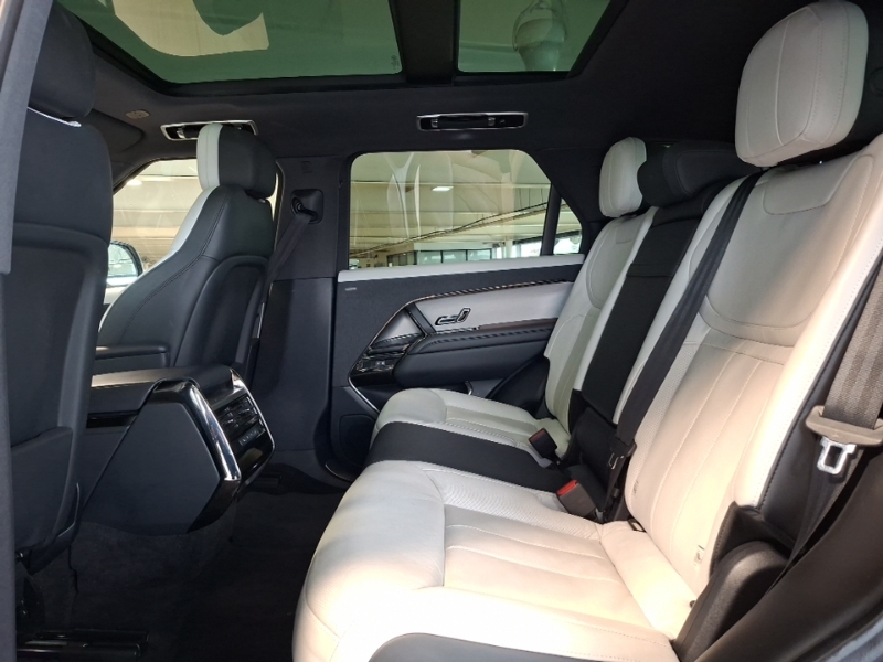 Land Rover Range Rover Sport 3.0 D300 Dynamic Se PL73APK White #6