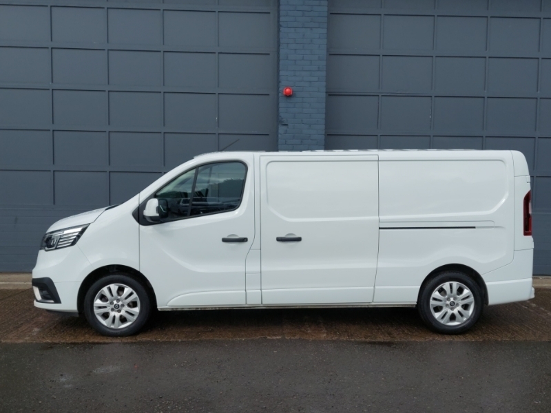 Renault Trafic Ll30 Blue Dci 130 Extra Safety Van SA74CCN White #4