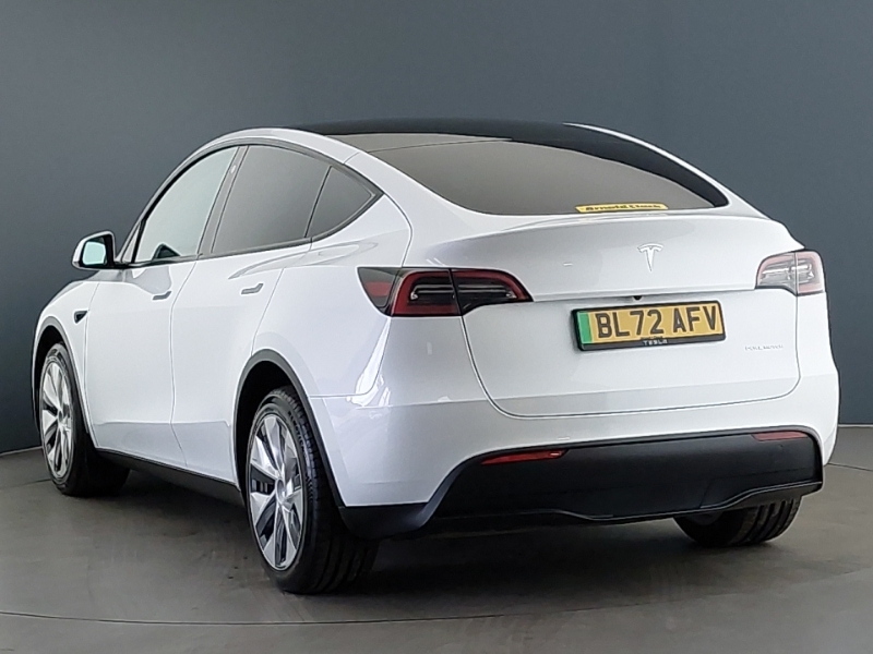 Tesla Model Y Long Range Awd BL72AFV White #2
