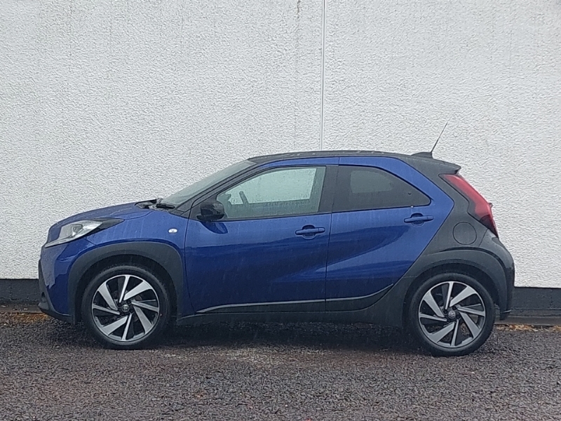 Toyota Aygo X 1.0 Vvt-i Edge ST24KSO Blue #4
