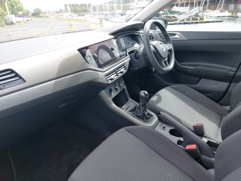 Volkswagen Polo 1.0 S GF18XBC Black #5