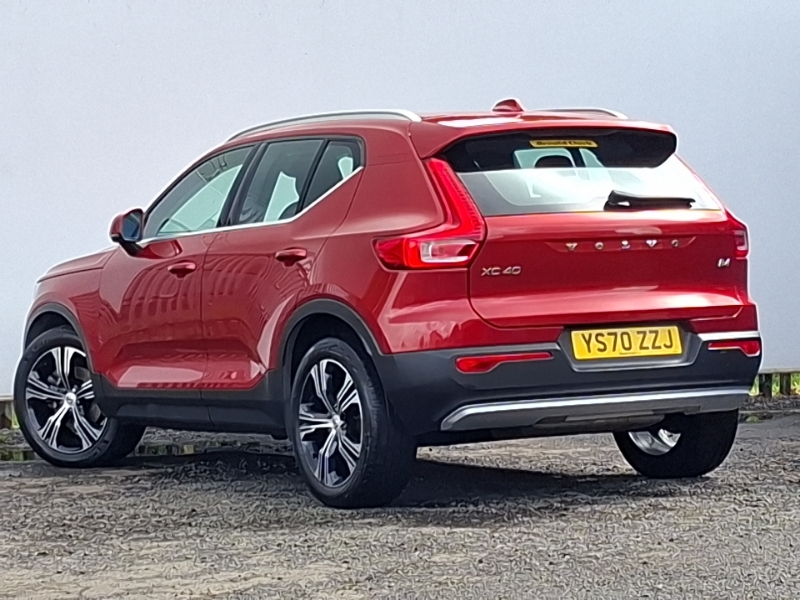 Volvo XC40 2.0 B4p Inscription Pro YS70ZZJ Red #2