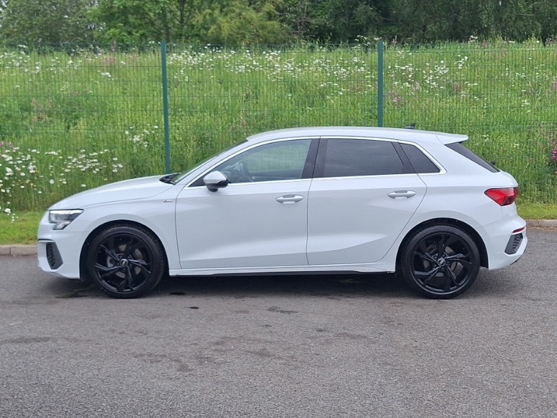 Audi A3 30 Tfsi S Line WR23YDB White #4