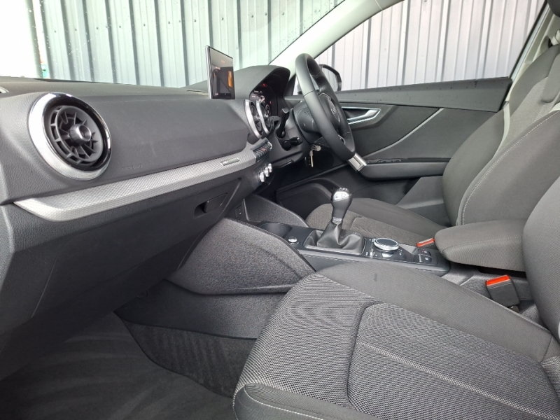 Audi Q2 35 Tfsi Sport OE23MRO Grey #5