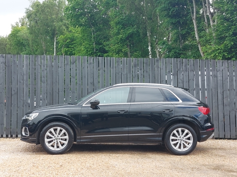 Audi Q3 40 Tfsi Quattro Sport S Tronic AW19AYT Black #4