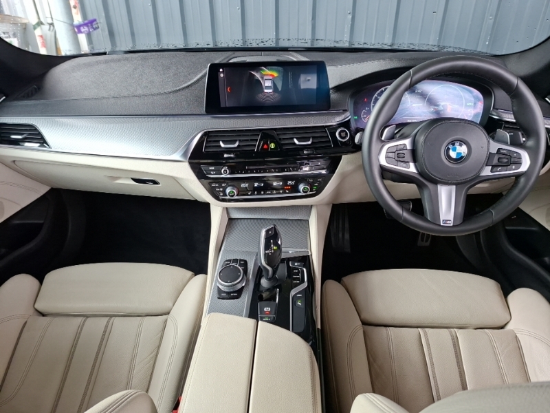 BMW 5 Series 530E M Sport MX19OTT Black #3