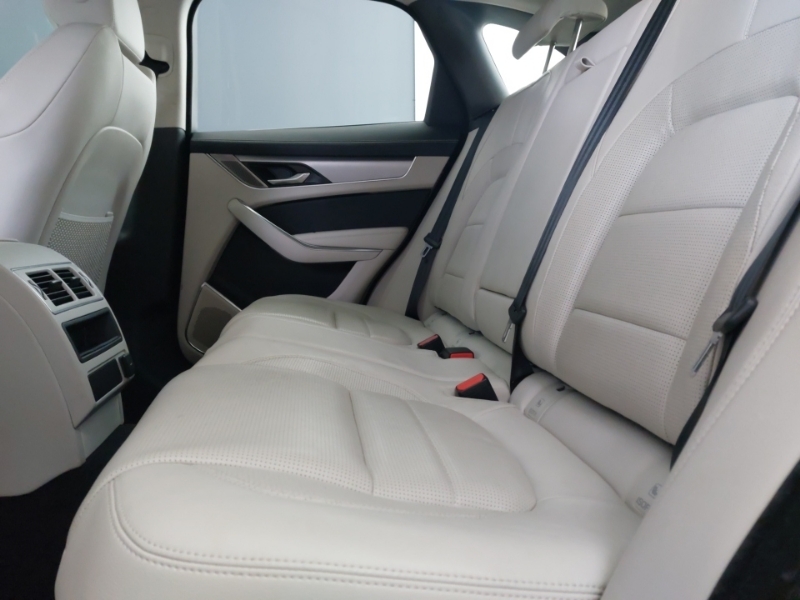 Jaguar F-Pace 2.0 D200 R-dynamic S Awd SG21RWC Red #6
