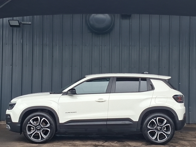 Jeep Avenger 115Kw Summit 54Kwh White #4