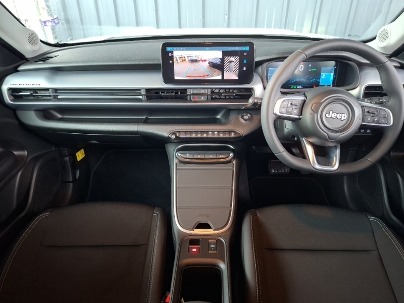 Jeep Avenger 115Kw Summit 54Kwh White #3