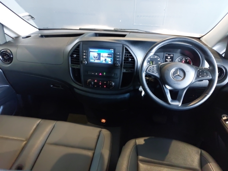 Mercedes-Benz Vito 114 Cdi Pro 9-Seater 9G-tronic KN24YMV White #3