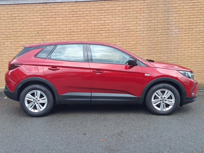 Vauxhall Grandland 1.2 Turbo Design Red #4