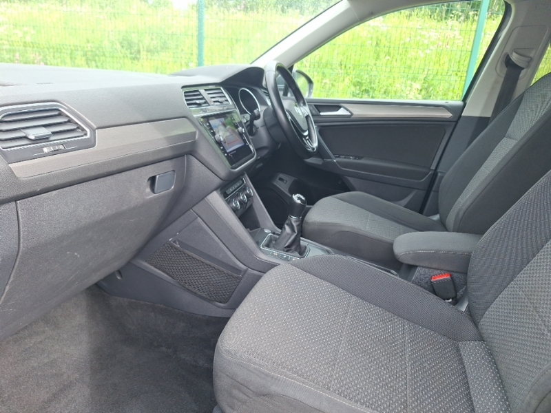 Volkswagen Tiguan Allspace 2.0 Tdi Match SB69EYG Grey #5