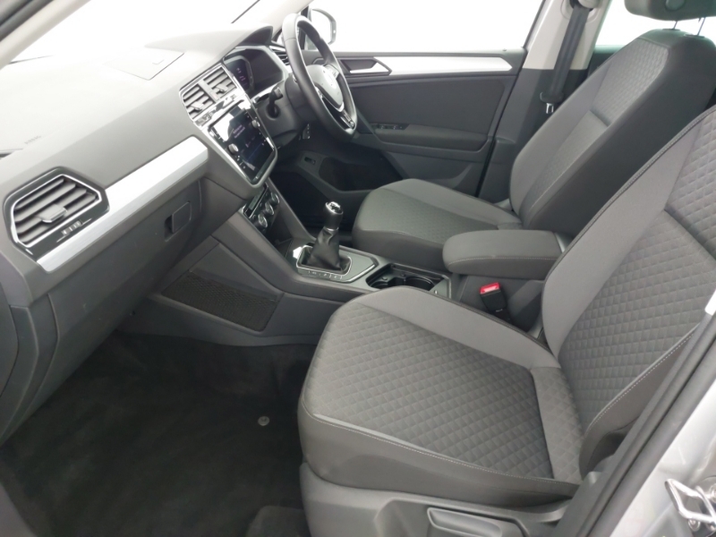Volkswagen Tiguan 2.0 Tdi 150 Match BD20WPU Silver #5
