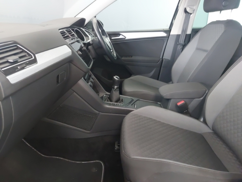 Volkswagen Tiguan 1.5 Tsi Evo 150 Match NJ20DBV Grey #5