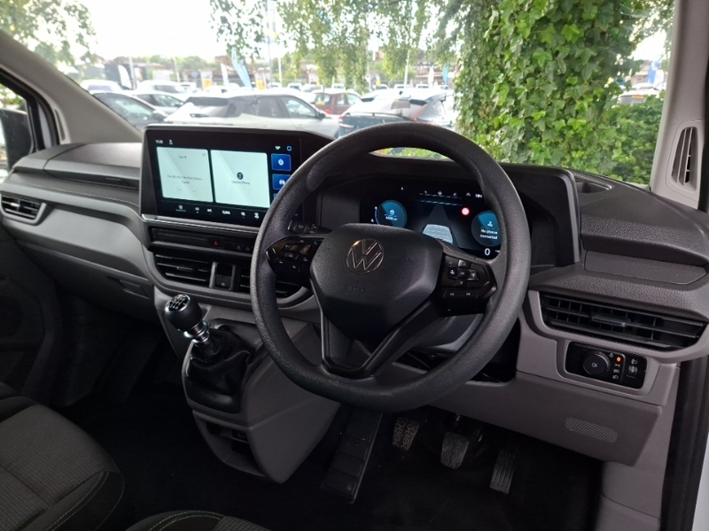 Volkswagen Transporter 2.0 Tdi 110 Commerce Van YB25KUF White #3