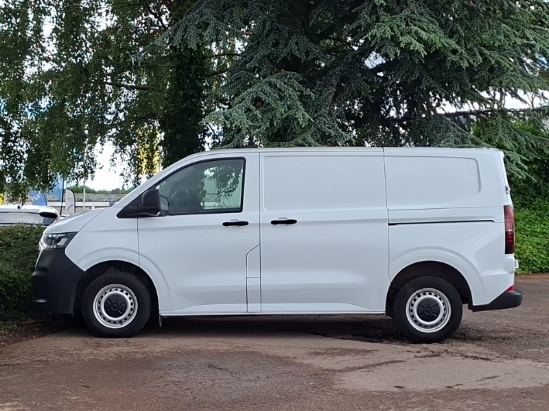 Volkswagen Transporter 2.0 Tdi 110 Commerce Van YB25KUF White #4