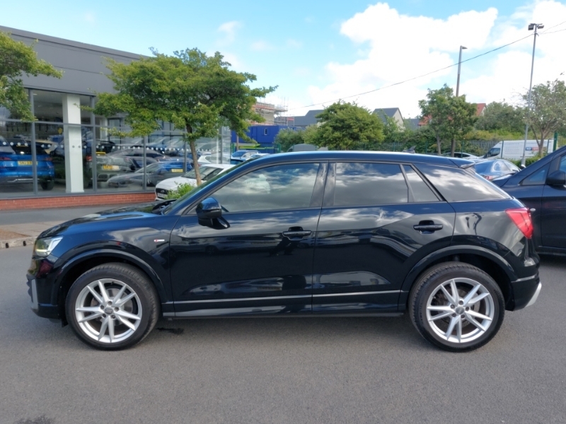 Audi Q2 30 Tdi S Line S Tronic YF19THZ Black #4