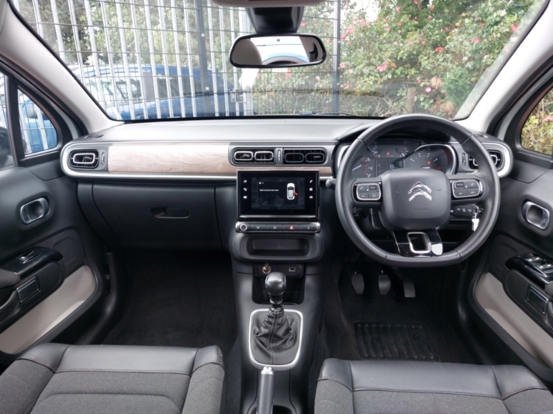 Citroen C3 1.2 Puretech 110 Shine Plus KJ23VJA White #3