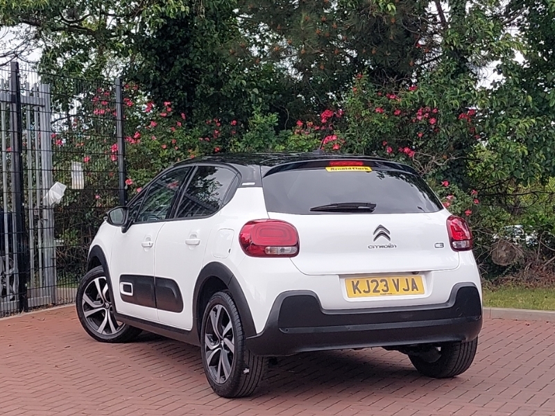 Citroen C3 1.2 Puretech 110 Shine Plus KJ23VJA White #2