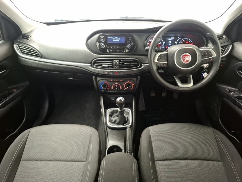 Fiat Tipo 1.4 Easy Black #3