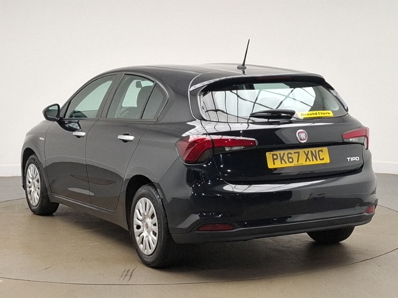 Fiat Tipo 1.4 Easy Black #2
