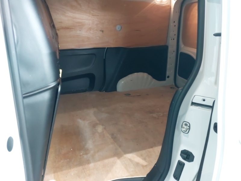 Fiat Doblo 1.5 Multijet 100 H1 Van Primo White #6