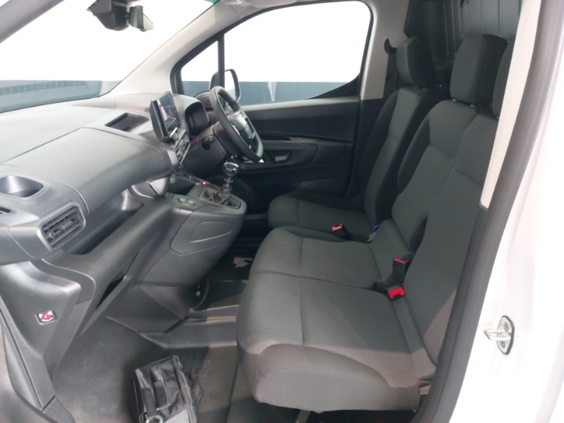 Fiat Doblo 1.5 Multijet 100 H1 Van Primo White #5