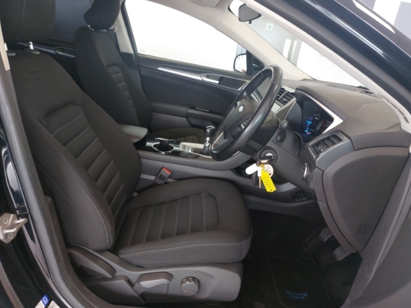 Ford Mondeo 1.5 Tdci Econetic Zetec Black #6