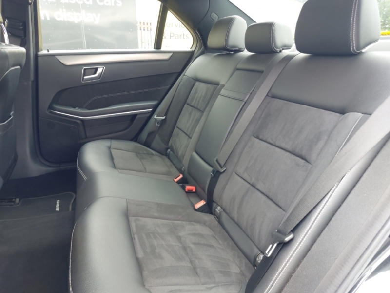 Mercedes-Benz E Class E350 Bluetec Amg Sport 7G-tronic BU64VXS Black #6