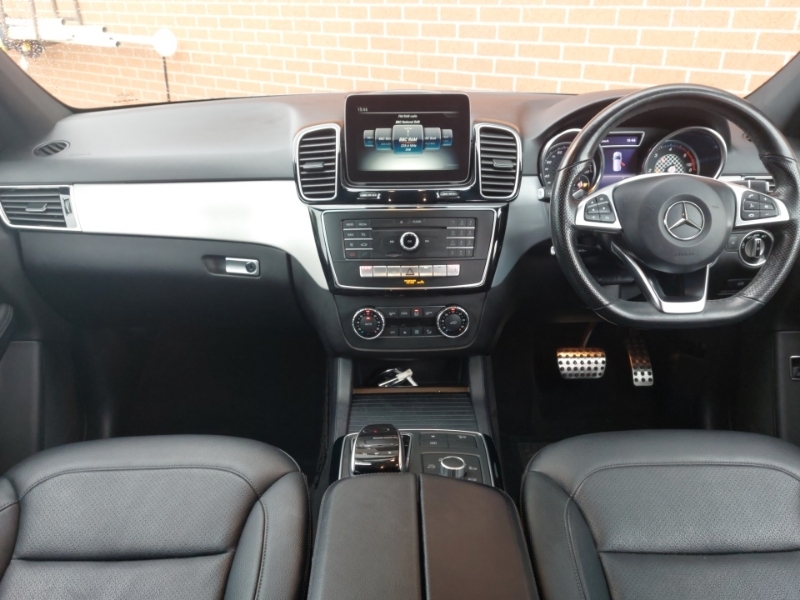 Mercedes-Benz GLE Class Gle 250D 4Matic Amg Night Edition 9G-tronic YM18VCE Grey #3