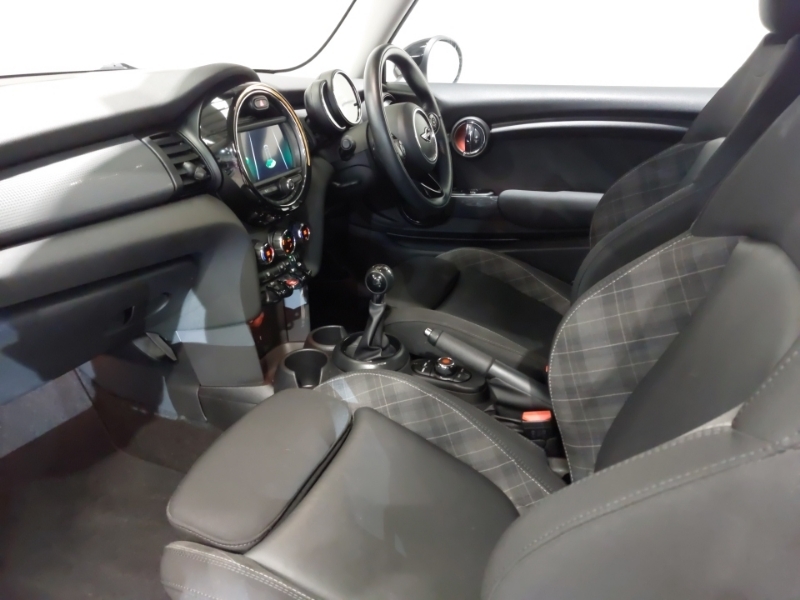 Mini Hatch 1.5 Cooper II FY68TFZ White #5
