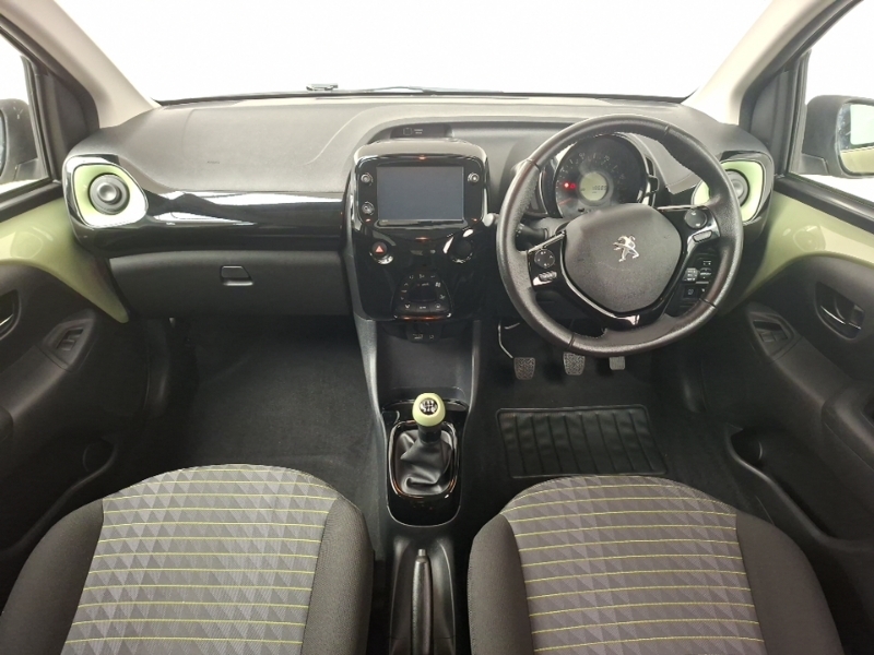 Peugeot 108 1.0 72 Active YH70JZP Green #3