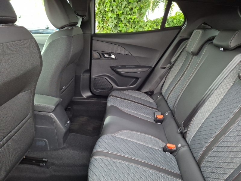 Peugeot 2008 1.2 Puretech Allure Grey #6