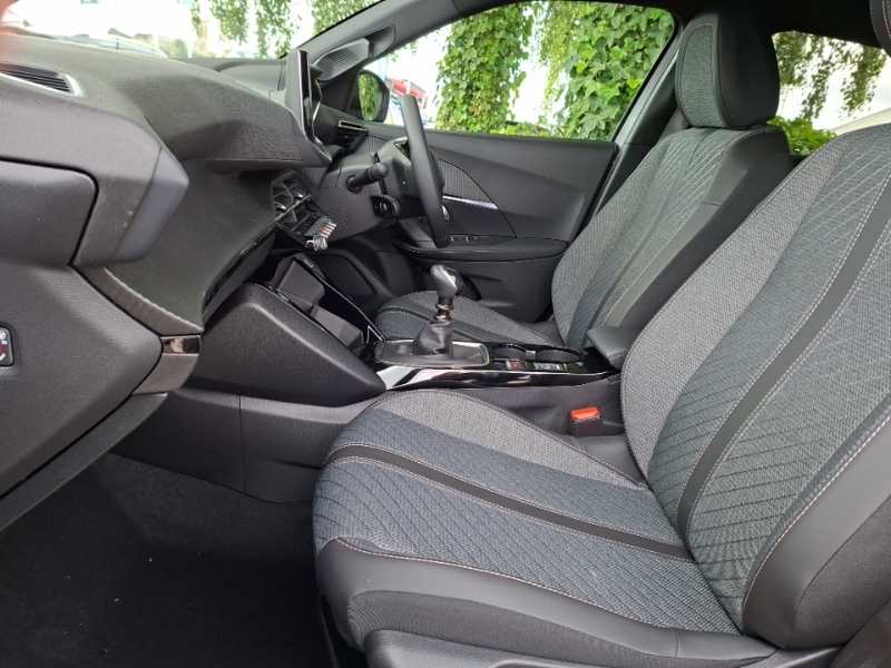 Peugeot 2008 1.2 Puretech Allure Grey #5