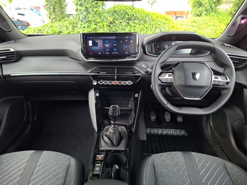 Peugeot 2008 1.2 Puretech Allure Grey #3