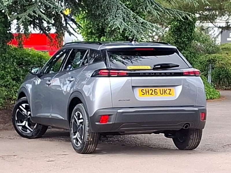 Peugeot 2008 1.2 Puretech Allure Grey #2