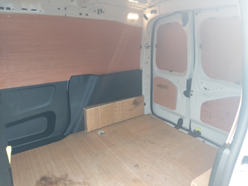 Peugeot Partner 1000 1.5 Bluehdi 100 Professional Premium Van YP23VJC White #6