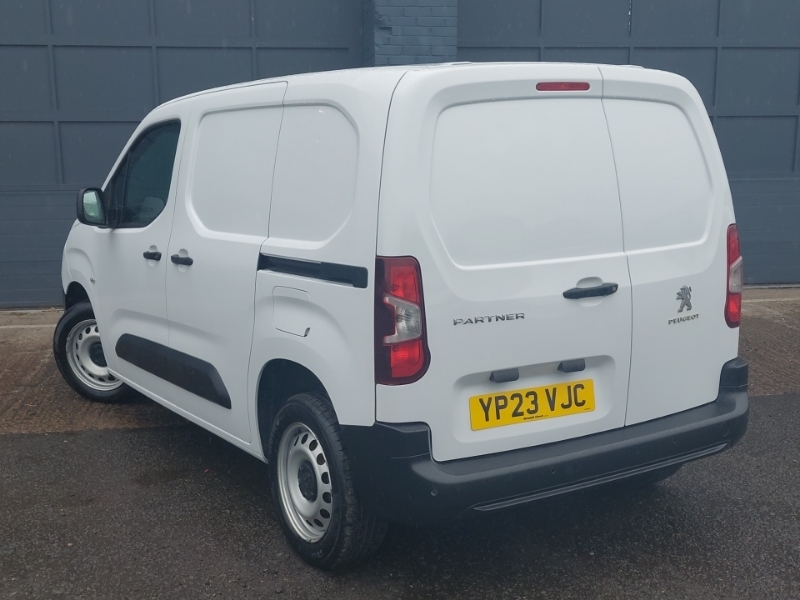 Peugeot Partner 1000 1.5 Bluehdi 100 Professional Premium Van YP23VJC White #2