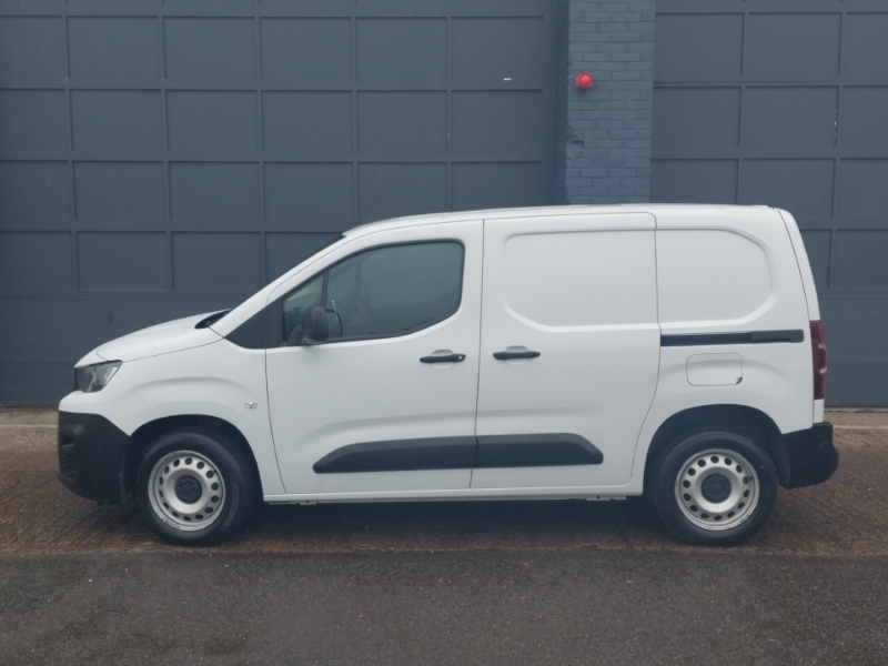 Peugeot Partner 1000 1.5 Bluehdi 100 Professional Premium Van YP23VJC White #4