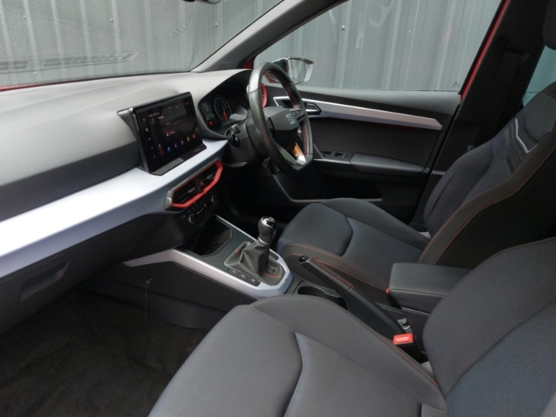 Seat Arona 1.0 Tsi 110 Fr ST71FVO Red #5