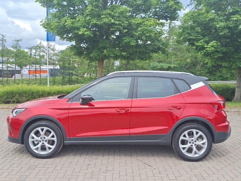 Seat Arona 1.5 Tsi 150 Fr Dsg SM75UFH Red #4