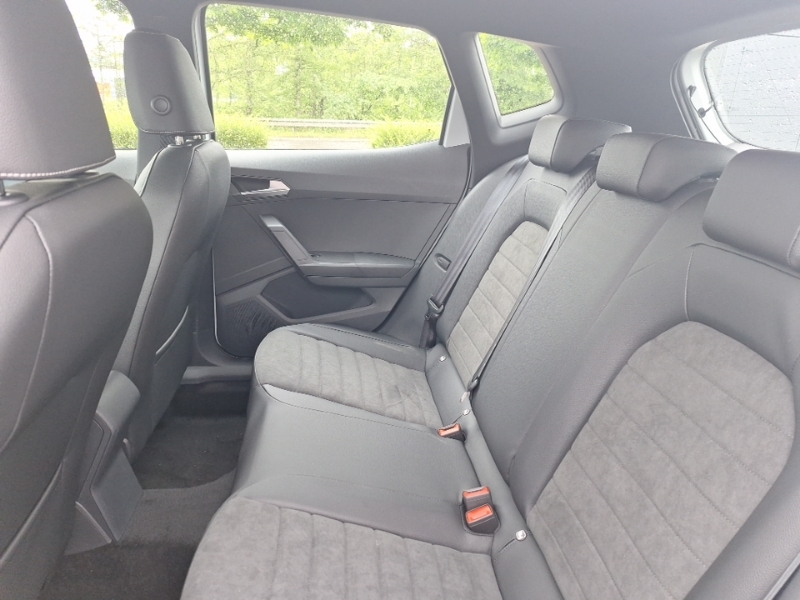 Seat Arona 1.0 Tsi 115 Xperience Lux Dsg SO75ATF White #6