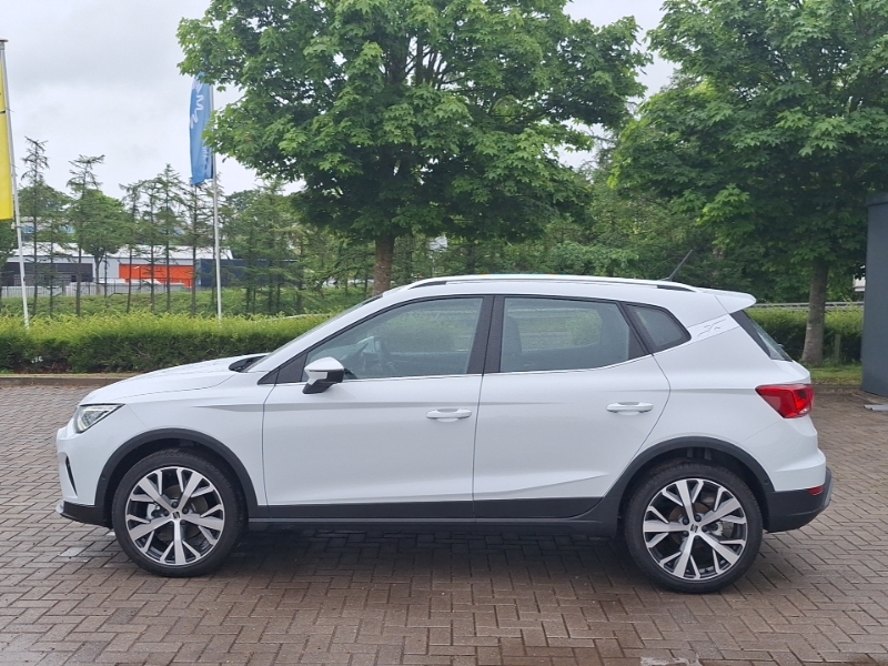 Seat Arona 1.0 Tsi 115 Xperience Lux Dsg SO75ATF White #4