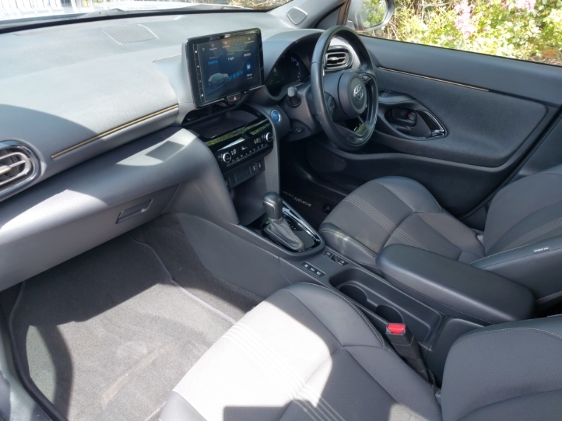 Toyota Yaris Cross 1.5 Hybrid Dynamic Cvt LO71XPD Silver #5