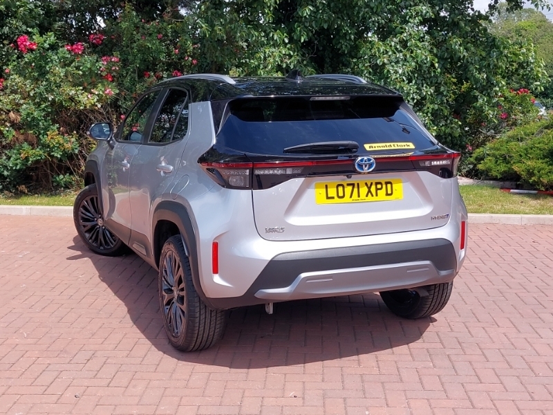 Toyota Yaris Cross 1.5 Hybrid Dynamic Cvt LO71XPD Silver #2