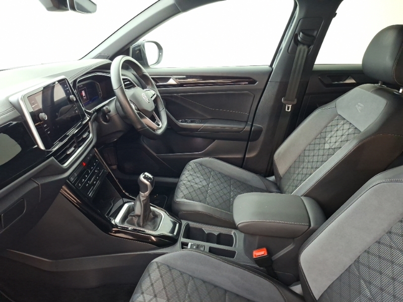 Volkswagen T-Roc 2.0 Tdi 150 Evo R-line KN72USH Black #5